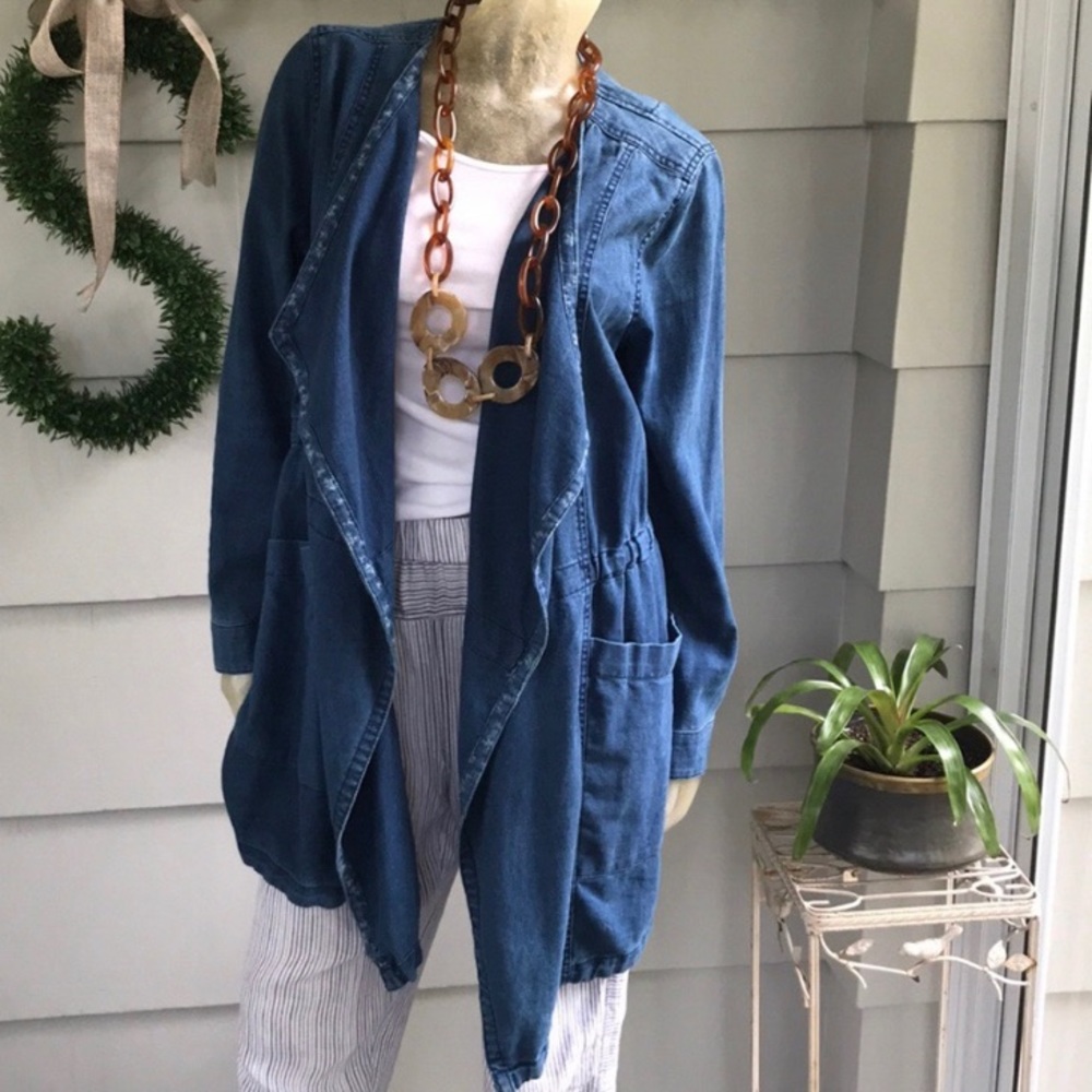 Anthropologie Blue Jean Jacket Relaxed Fit Medium Wash